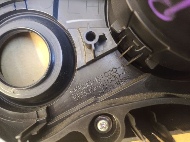 bontott DAIHATSU MATERIA Bal Szellőző