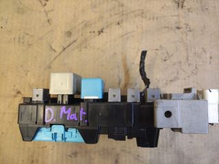 bontott DAIHATSU MATERIA Biztosítéktábla Utastér