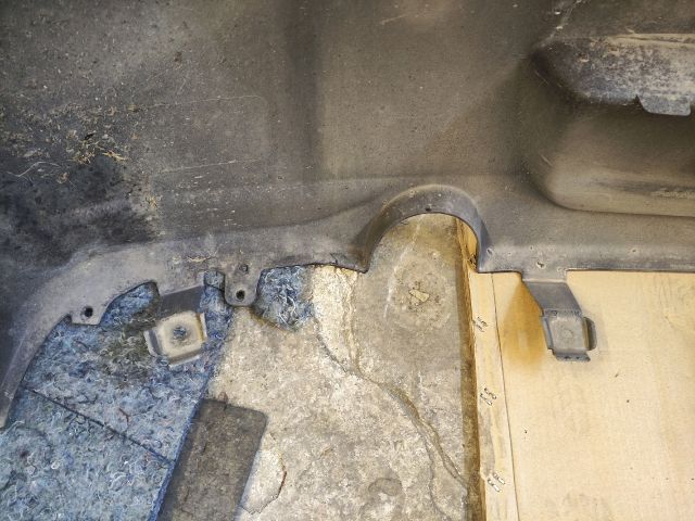 bontott DAIHATSU MATERIA Hátsó Lökhárító (Részeivel)