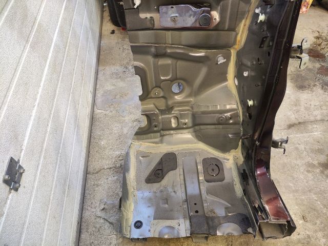 bontott DAIHATSU MATERIA Jobb első Negyed Karosszéria Csomag