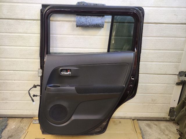 bontott DAIHATSU MATERIA Jobb hátsó Ajtó (Részeivel)