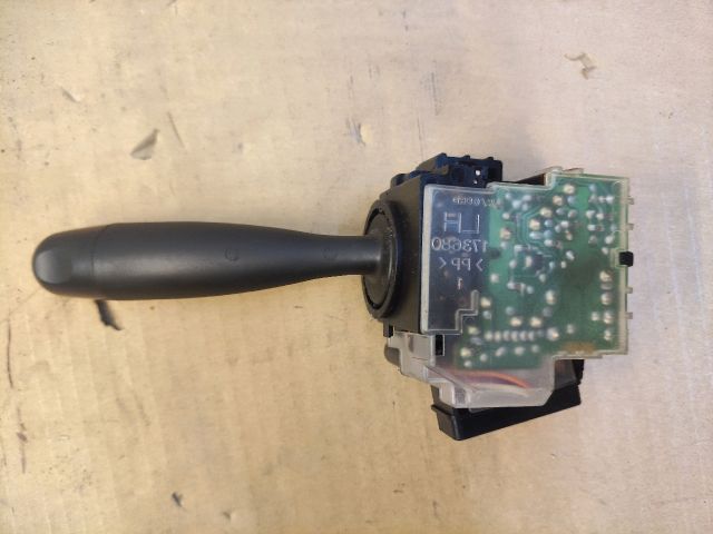 bontott DAIHATSU MATERIA Jobb Kormánykapcsoló Ablaktörlő