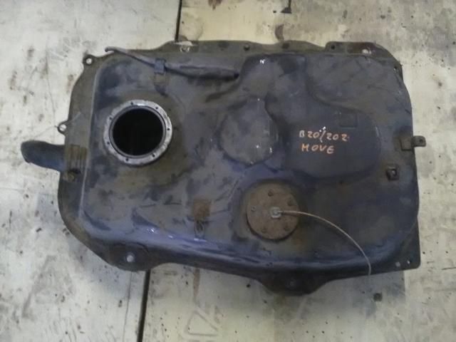 bontott DAIHATSU MOVE Tank