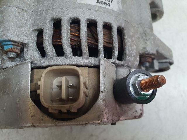 bontott DAIHATSU SIRION Generátor