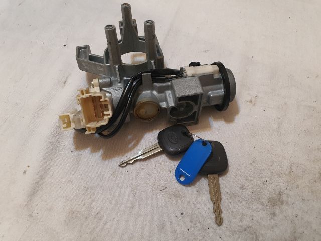 bontott DAIHATSU SIRION Gyújtáskapcsoló Házzal