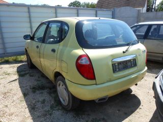 bontott DAIHATSU SIRION Kilométeróra