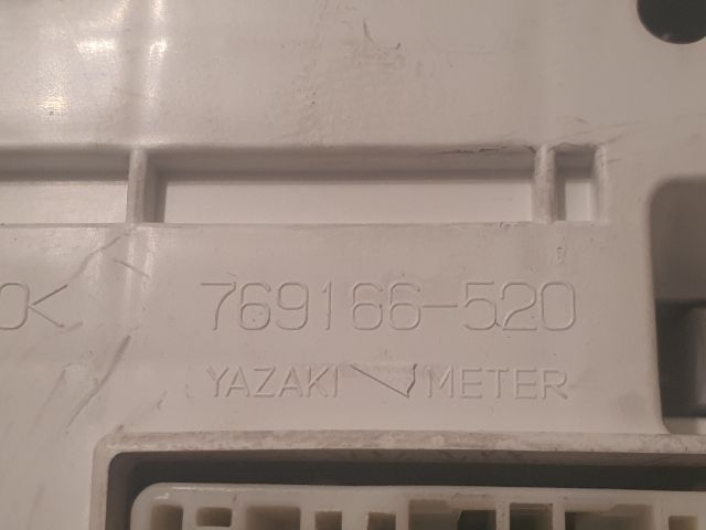 bontott DAIHATSU SIRION Kilométeróra