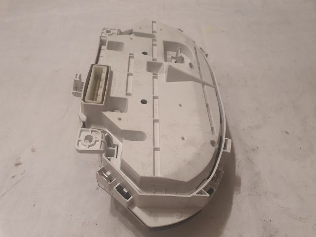 bontott DAIHATSU SIRION Kilométeróra