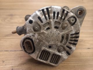 bontott DAIHATSU SIRION Generátor