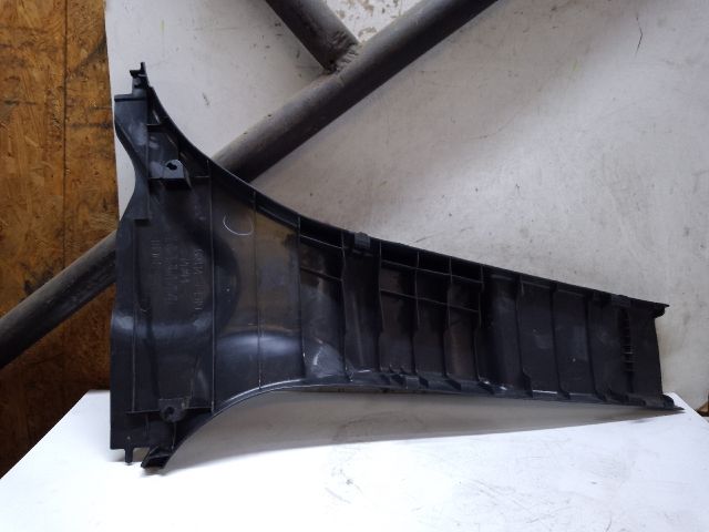 bontott DAIHATSU SIRION Bal B Oszlop Burkolat