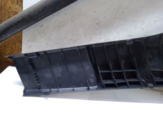 bontott DAIHATSU SIRION Bal B Oszlop Burkolat