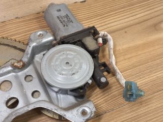 bontott DAIHATSU SIRION Bal első Ablakemelő Szerkezet (Elektromos)