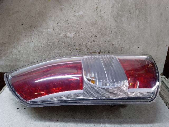 bontott DAIHATSU SIRION Bal Hátsó Lámpa