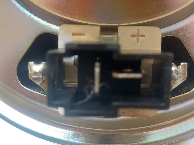 bontott DAIHATSU SIRION Bal Műszerfal Hangszóró