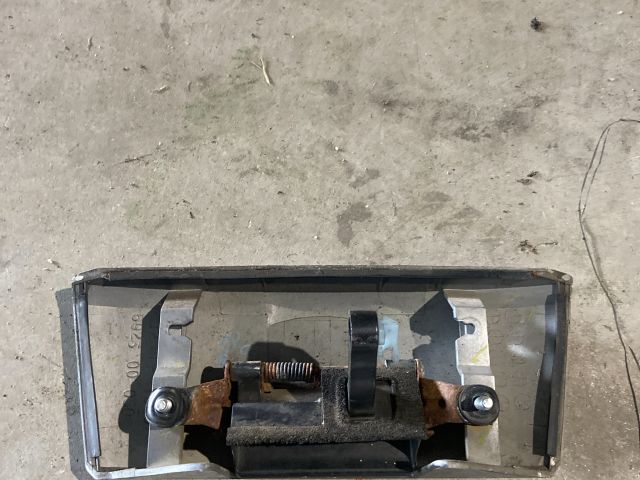 bontott DAIHATSU SIRION Csomagtérajtó Kilincs