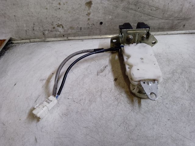 bontott DAIHATSU SIRION Csomagtérajtó Zárszerkezet