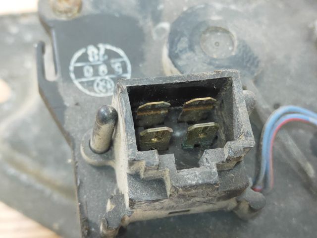 bontott DAIHATSU SIRION Első Ablaktörlő Motor