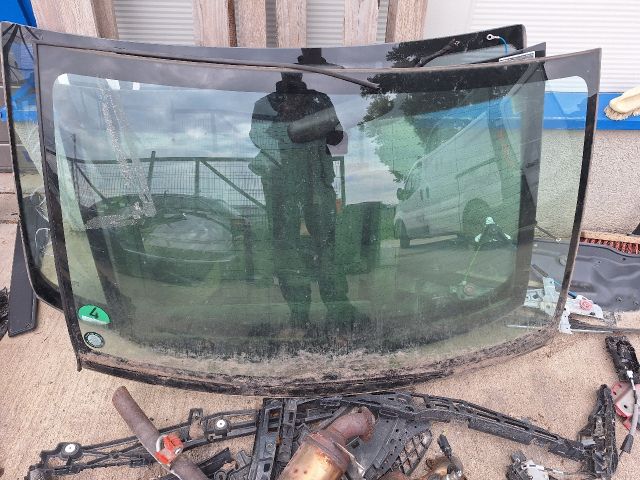 bontott DAIHATSU SIRION Első Szélvédő