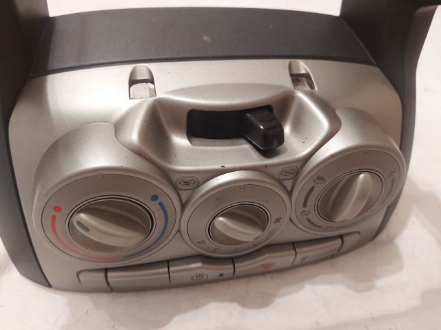 bontott DAIHATSU SIRION Fűtéskapcsoló (Nem klímás)