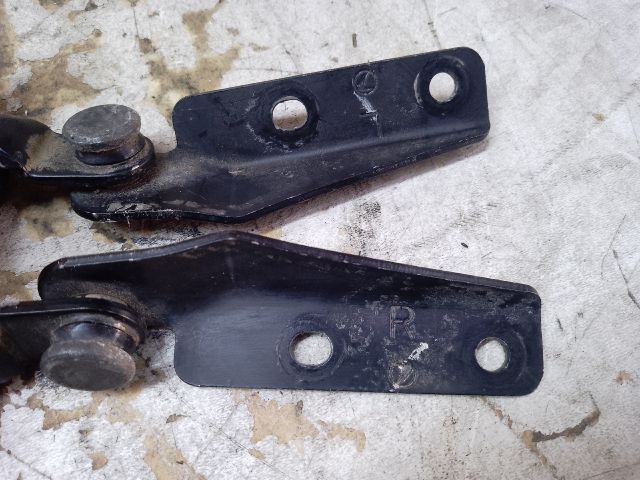 bontott DAIHATSU SIRION Gázrugós Kitámasztó Teleszkóp Pár Csomagtérajtó