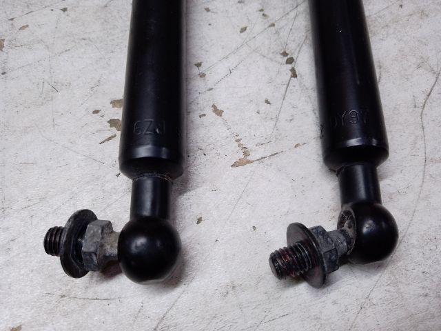 bontott DAIHATSU SIRION Gázrugós Kitámasztó Teleszkóp Pár Csomagtérajtó