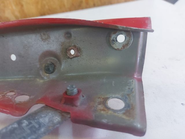 bontott DAIHATSU SIRION Homlokfal (Üres lemez)