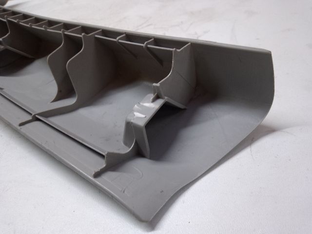 bontott DAIHATSU SIRION Jobb A Oszlop Burkolat