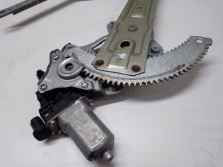 bontott DAIHATSU SIRION Jobb első Ablakemelő Szerkezet (Elektromos)