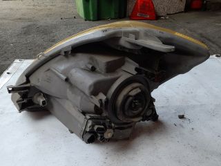 bontott DAIHATSU SIRION Jobb Fényszóró