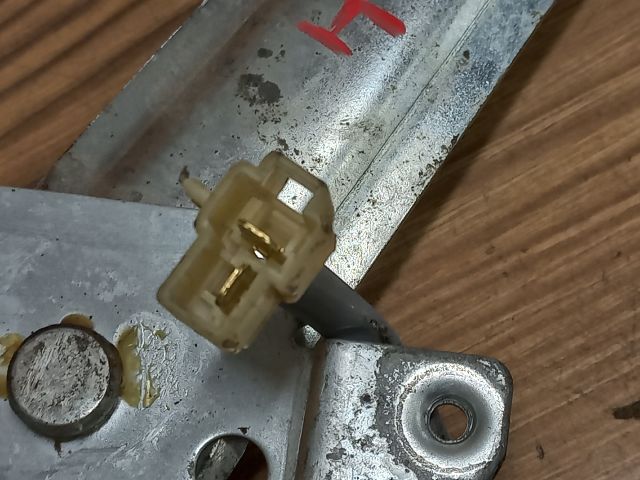 bontott DAIHATSU SIRION Jobb hátsó Ablakemelő Szerkezet (Elektromos)