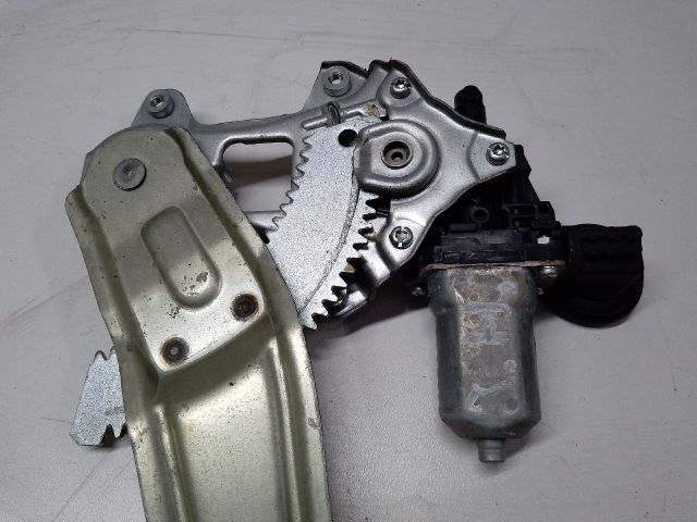 bontott DAIHATSU SIRION Jobb hátsó Ablakemelő Szerkezet (Elektromos)