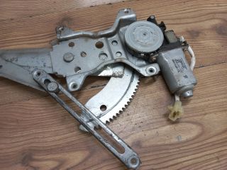 bontott DAIHATSU SIRION Jobb hátsó Ablakemelő Szerkezet (Elektromos)