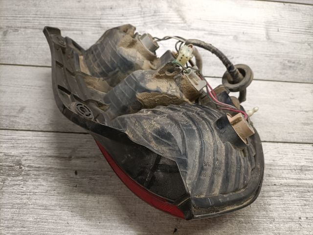 bontott DAIHATSU SIRION Jobb Hátsó Lámpa