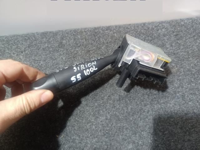 bontott DAIHATSU SIRION Jobb Kormánykapcsoló Ablaktörlő