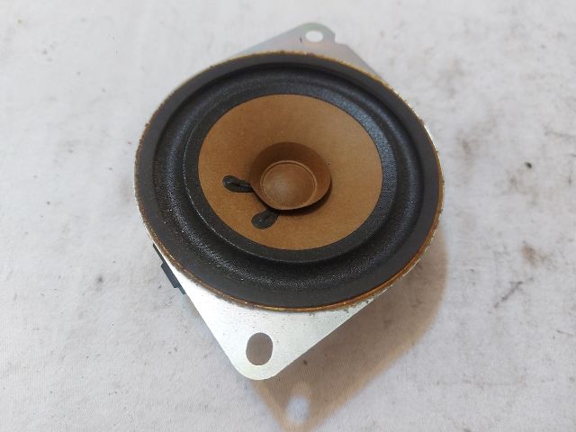 bontott DAIHATSU SIRION Jobb Műszerfal Hangszóró