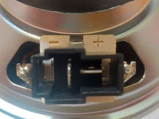 bontott DAIHATSU SIRION Jobb Műszerfal Hangszóró