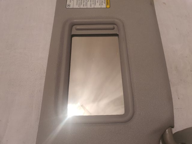 bontott DAIHATSU SIRION Jobb Napellenző