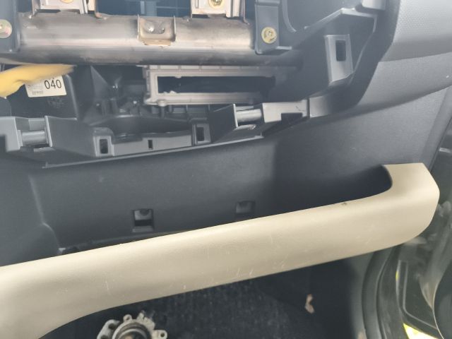 bontott DAIHATSU SIRION Pollenszűrő Ház