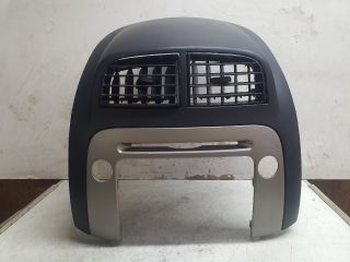 bontott DAIHATSU SIRION Rádió / CD Keret