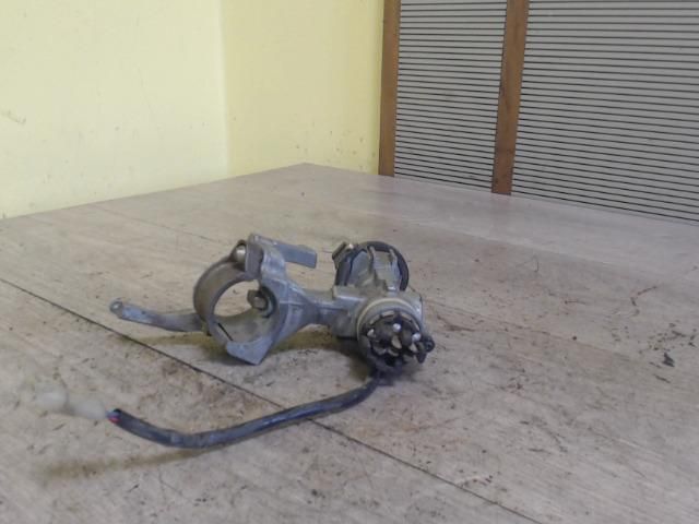 bontott DAIHATSU TERIOS Gyújtáskapcsoló Házzal