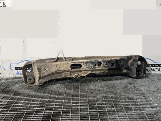 bontott DAIHATSU TERIOS Alsó Összekötő