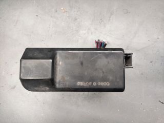 bontott DAIHATSU TERIOS Biztosítéktábla Motortér