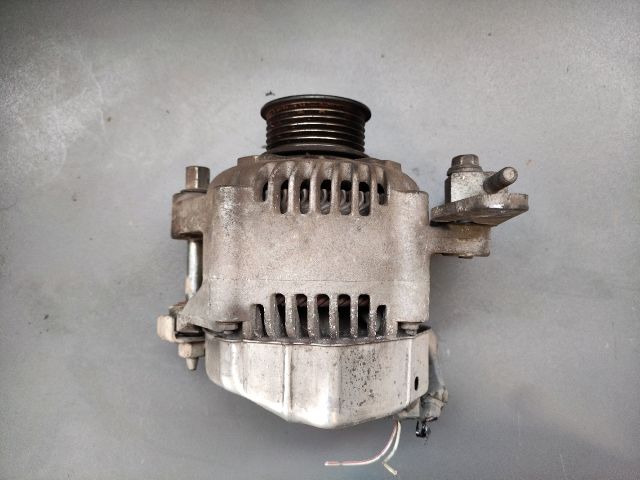 bontott DAIHATSU TERIOS Generátor