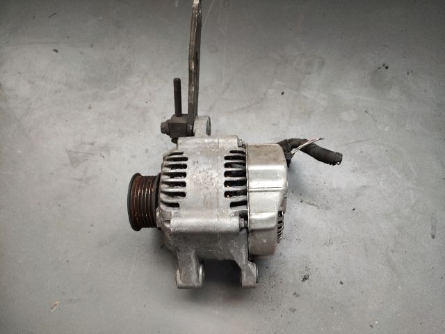 bontott DAIHATSU TERIOS Generátor