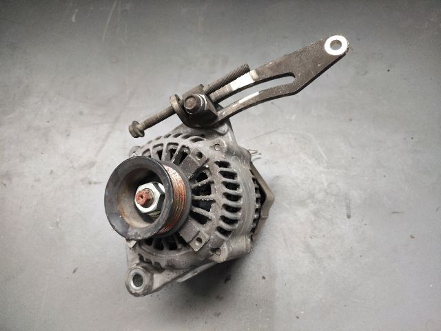 bontott DAIHATSU TERIOS Generátor