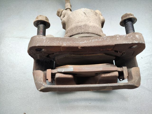 bontott DAIHATSU TERIOS Jobb első Féknyereg Munkahengerrel