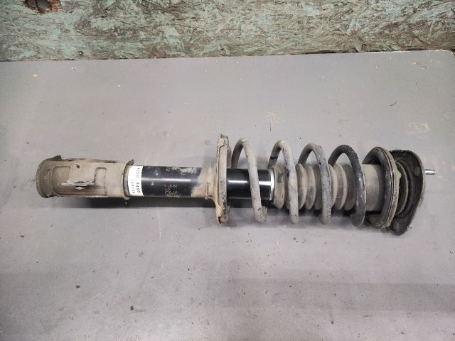 bontott DAIHATSU TERIOS Jobb első Gólyaláb (Lengécsillapító, Rugó)