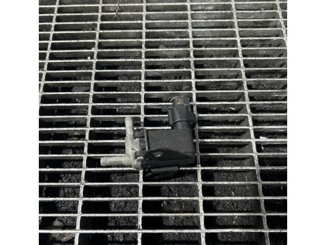 bontott DAIHATSU TERIOS Lefújószelep