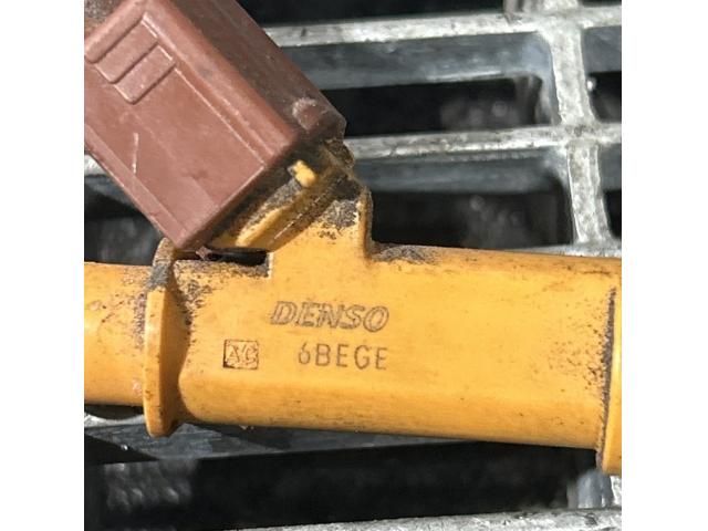 bontott DAIHATSU TERIOS Porlasztó (1 db)