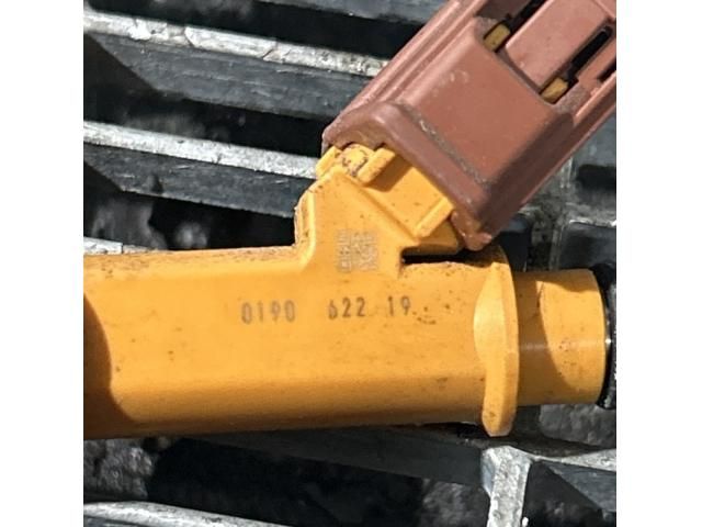 bontott DAIHATSU TERIOS Porlasztó (1 db)